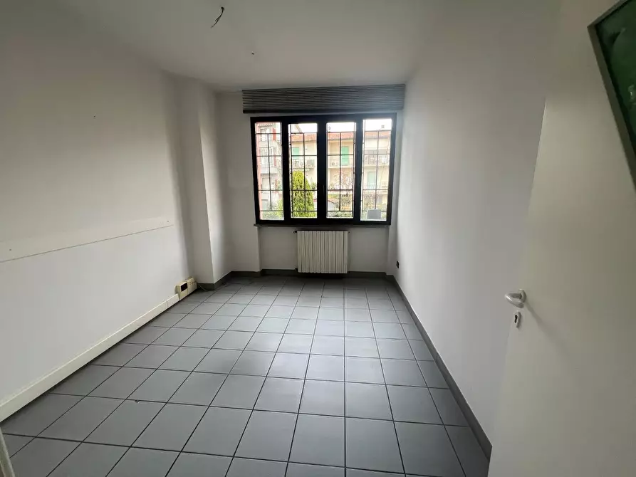 Immagine 6 di Ufficio in vendita  a Empoli