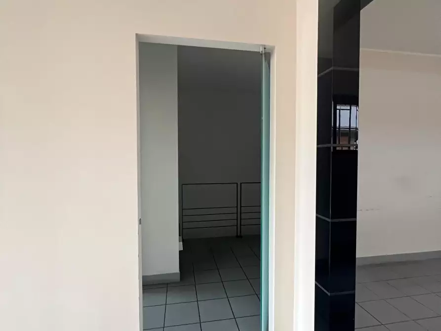 Immagine 3 di Ufficio in vendita  a Empoli