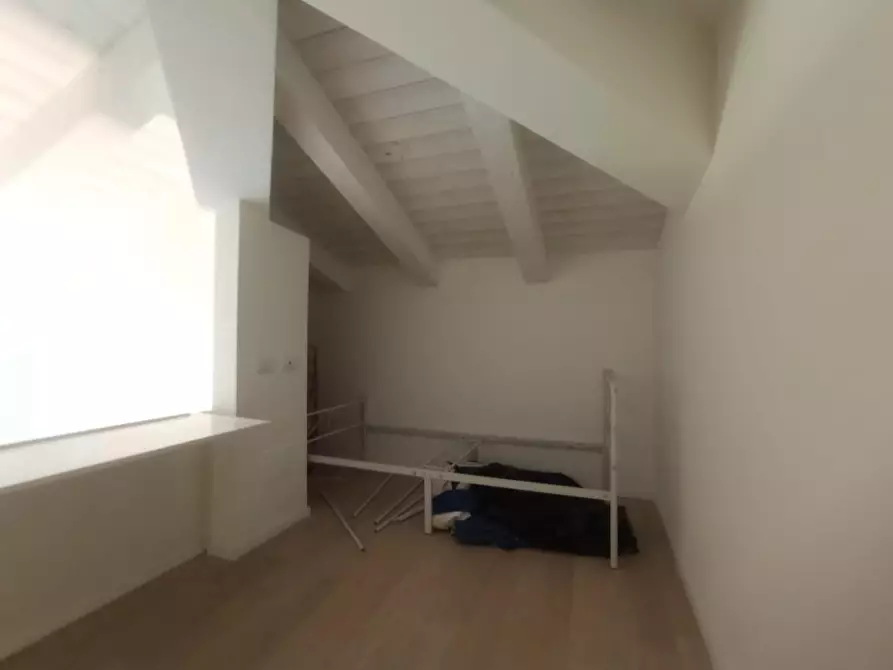 Immagine 11 di Casa indipendente in affitto  a Arcola