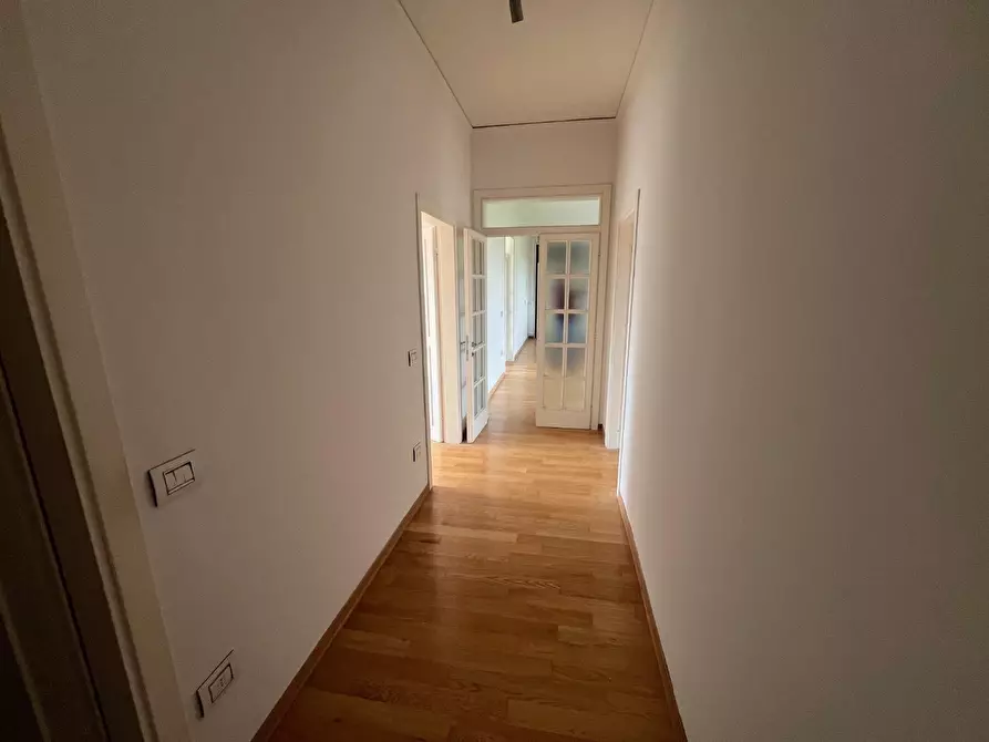 Immagine 11 di Appartamento in vendita  a Empoli