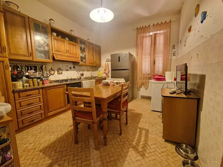 Immagine 12 di Porzione di casa in vendita  a Castelnuovo Magra