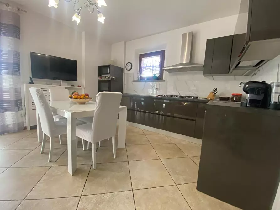 Immagine 17 di Appartamento in vendita  a Montelupo Fiorentino