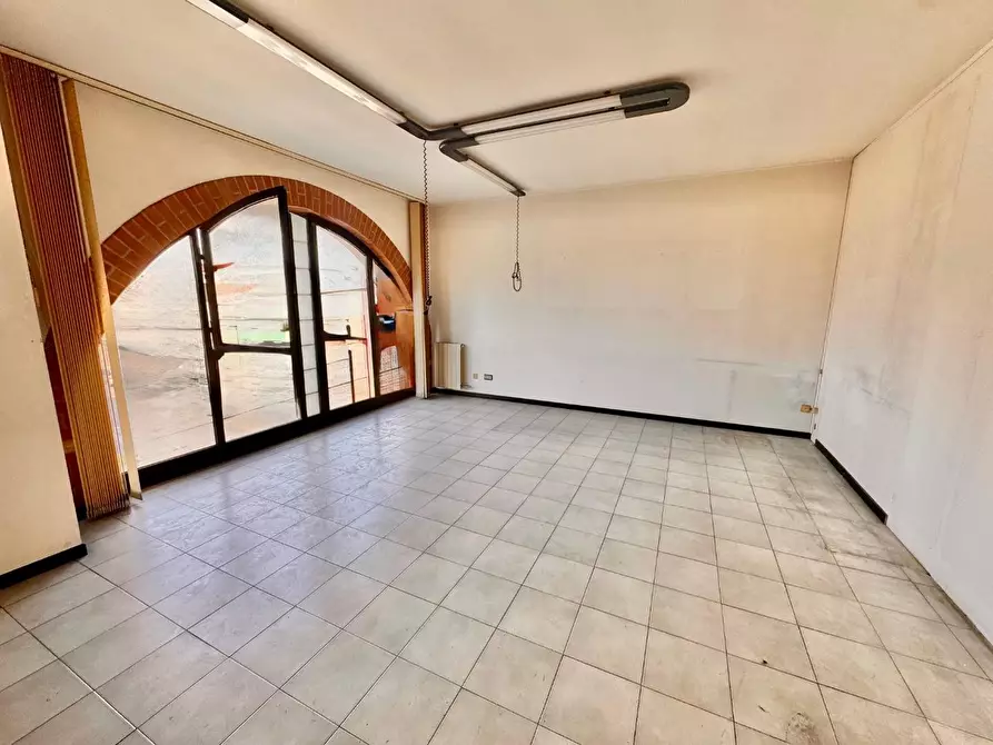 Immagine 4 di Ufficio in affitto  a Ponsacco