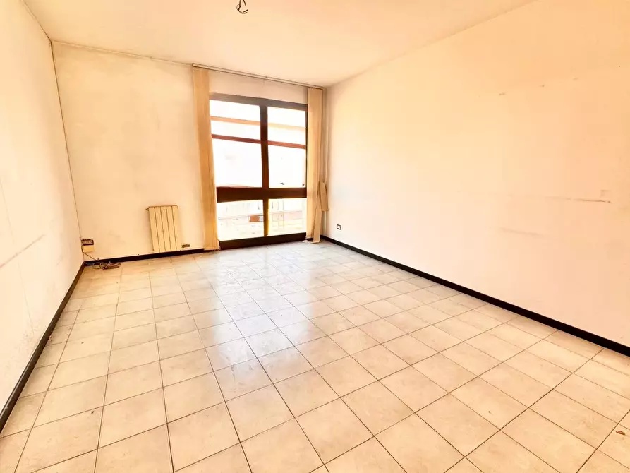 Immagine 3 di Ufficio in affitto  a Ponsacco