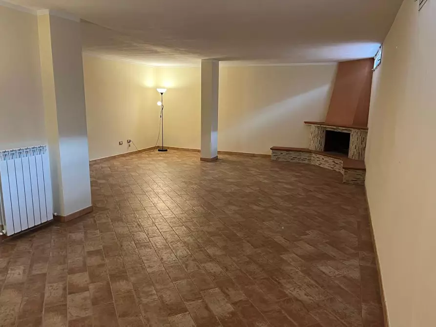 Immagine 3 di Villa in vendita  a San Giuliano Terme