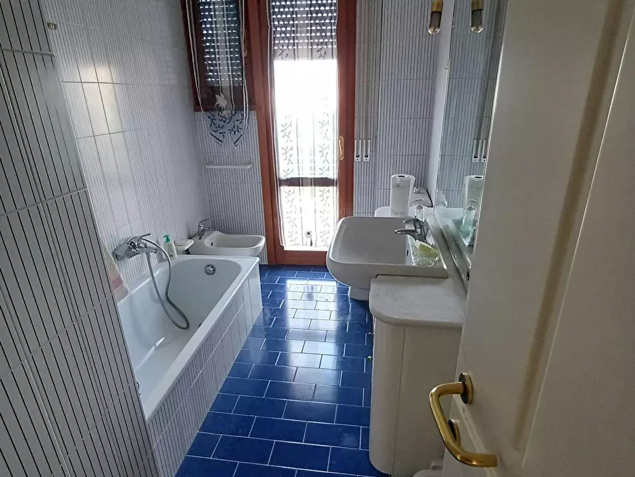 Immagine 8 di Appartamento in vendita  a Empoli