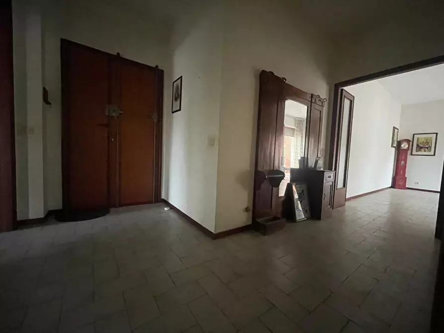 Immagine 4 di Appartamento in vendita  a Poggibonsi