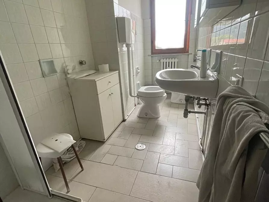 Immagine 6 di Appartamento in vendita  a Poggibonsi