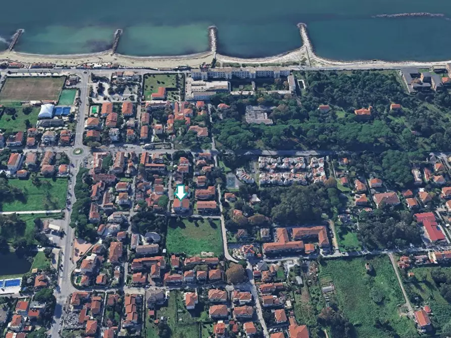 Immagine 4 di Appartamento in vendita  a Massa