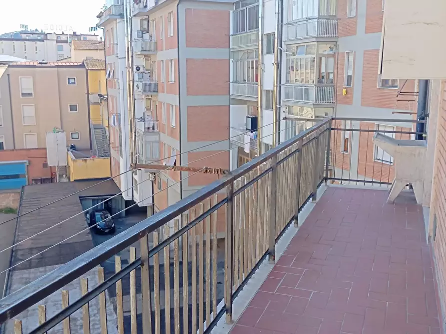 Immagine 5 di Appartamento in vendita  a Poggibonsi