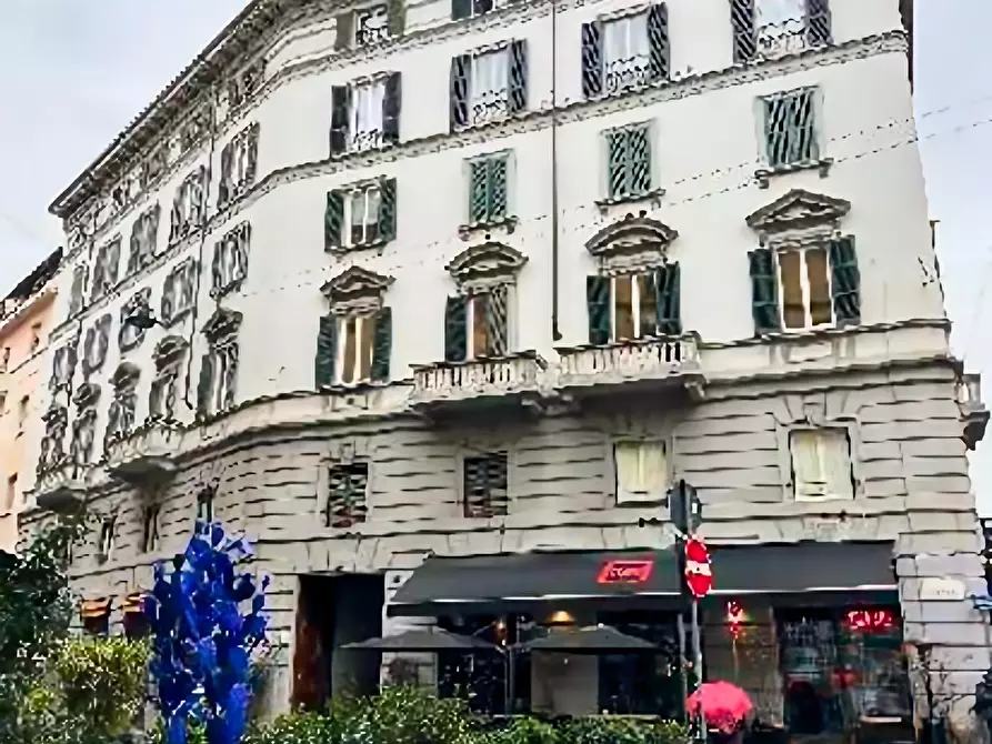 Immagine 6 di Appartamento in vendita  a Milano