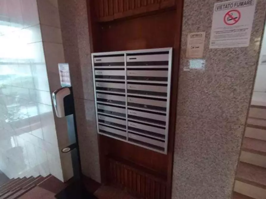 Immagine 11 di Appartamento in vendita  a Milano