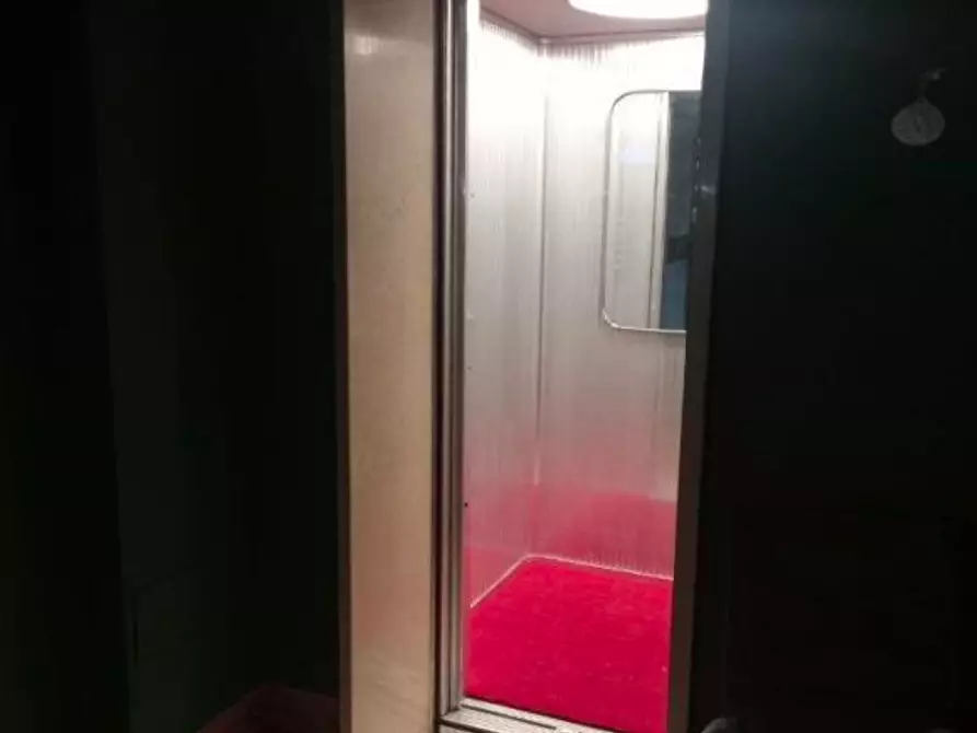 Immagine 25 di Appartamento in vendita  a Milano