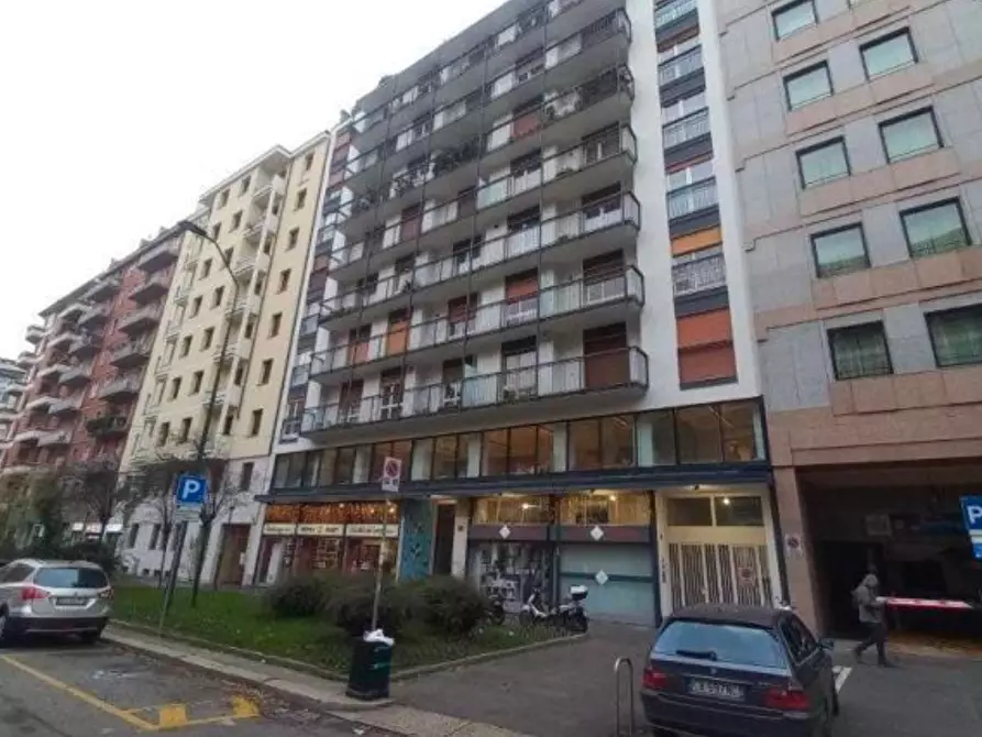 Immagine 8 di Appartamento in vendita  a Milano