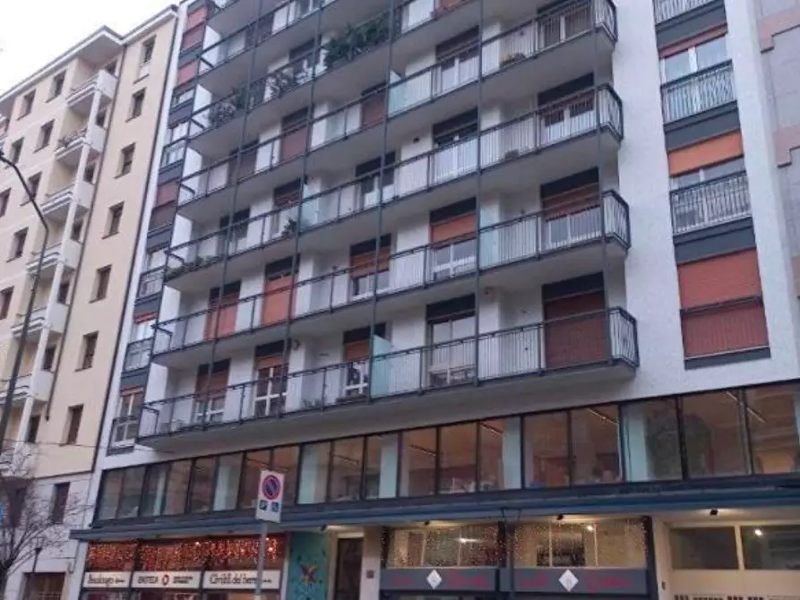 Immagine 9 di Appartamento in vendita  a Milano