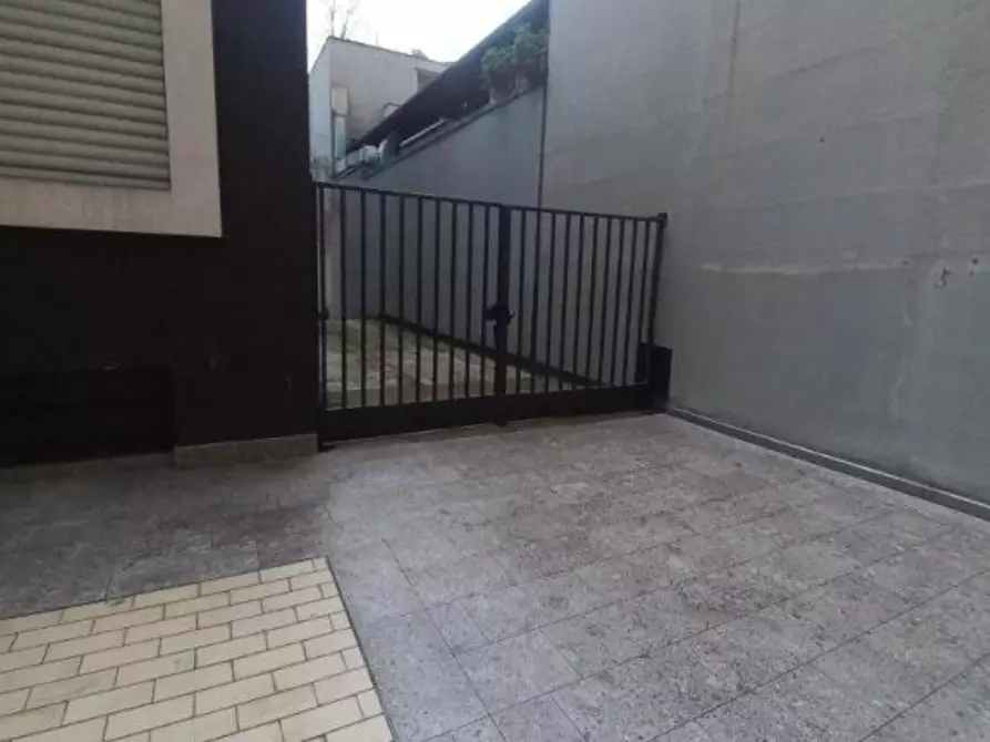 Immagine 19 di Appartamento in vendita  a Milano