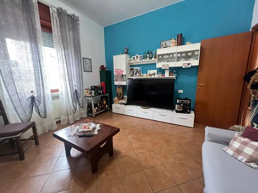 Immagine 4 di Appartamento in vendita  a Poggibonsi