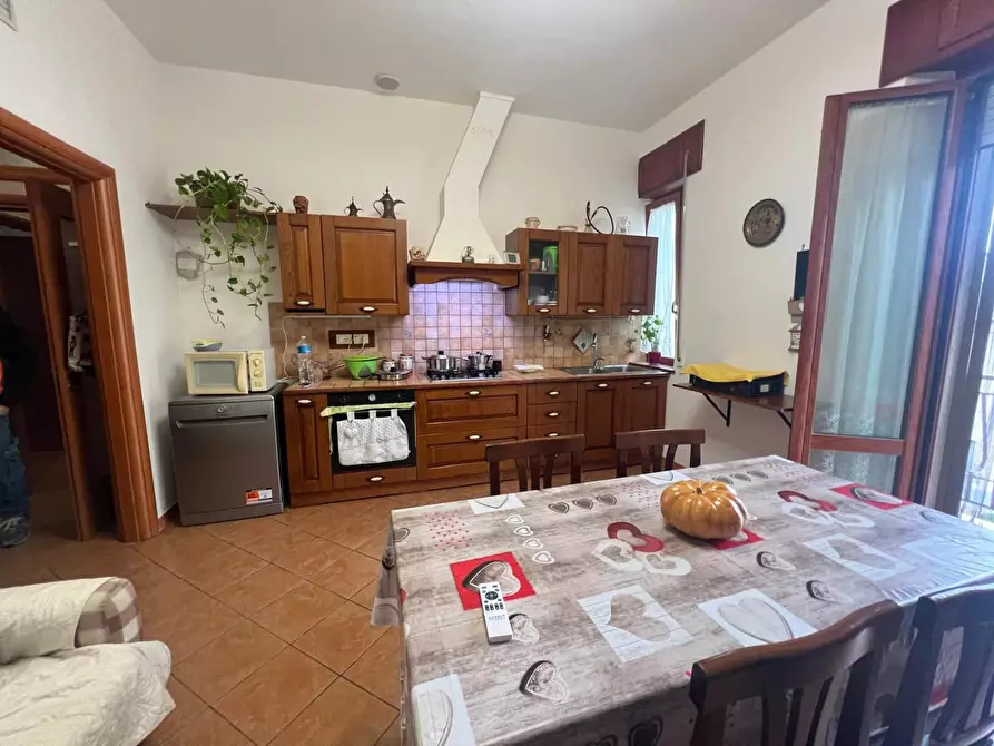 Immagine 2 di Appartamento in vendita  a Poggibonsi