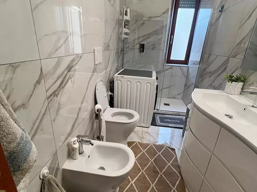 Immagine 17 di Appartamento in vendita  a Poggibonsi