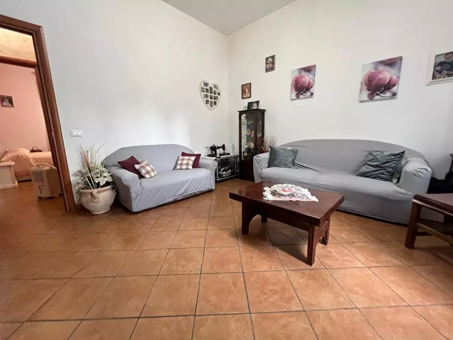 Immagine 8 di Appartamento in vendita  a Poggibonsi