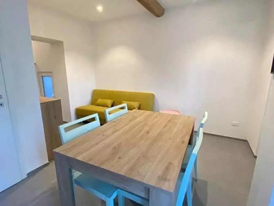 Immagine 15 di Villetta a schiera in vendita  a Massa