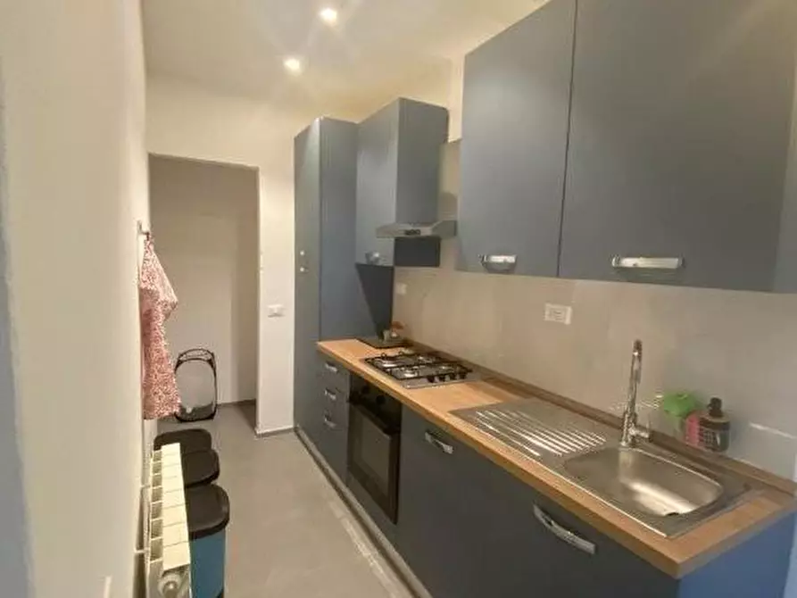 Immagine 13 di Villetta a schiera in vendita  a Massa