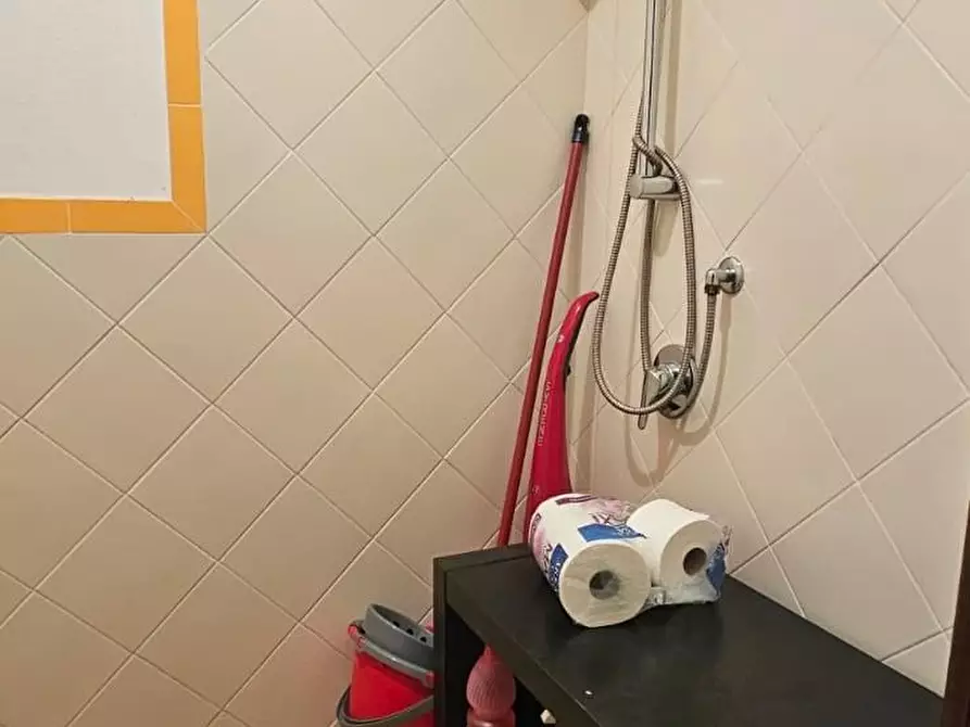 Immagine 12 di Ufficio in affitto  a Pisa