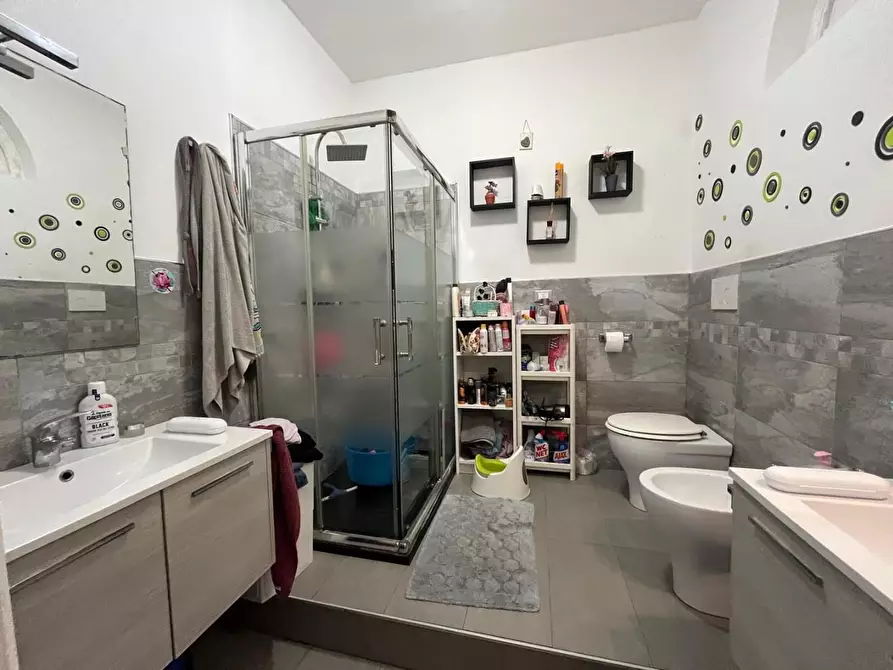 Immagine 21 di Appartamento in vendita  a Livorno