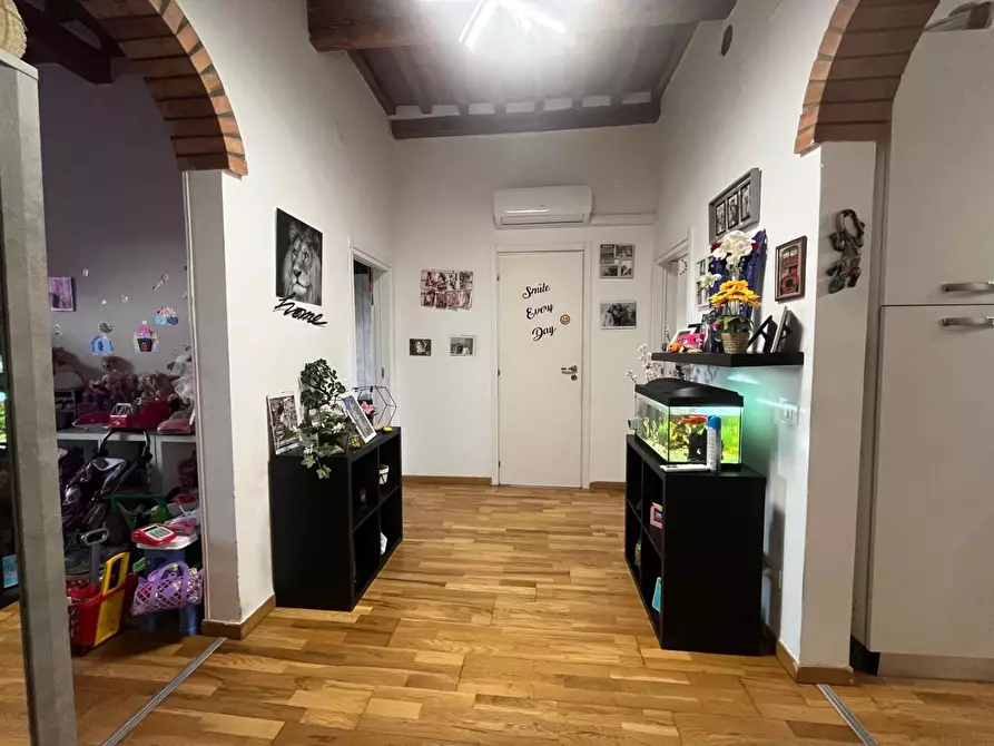 Immagine 12 di Appartamento in vendita  a Livorno