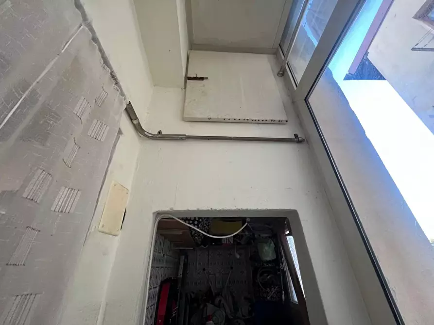 Immagine 15 di Appartamento in vendita  a Livorno