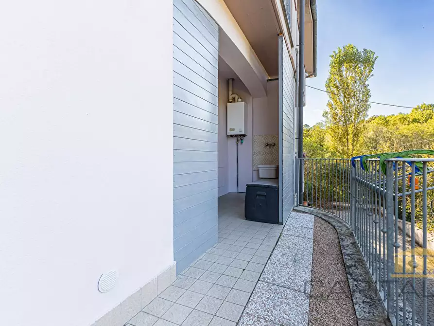 Immagine 11 di Appartamento in vendita  a Santa Maria A Monte