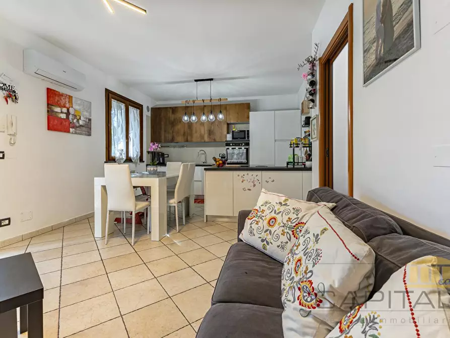 Immagine 7 di Appartamento in vendita  a Santa Maria A Monte