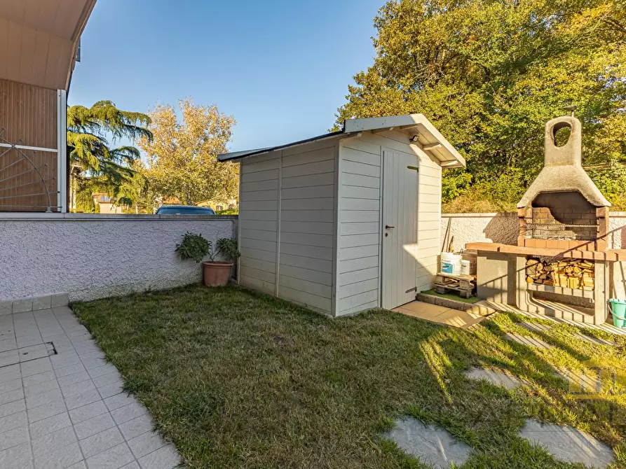 Immagine 16 di Appartamento in vendita  a Santa Maria A Monte