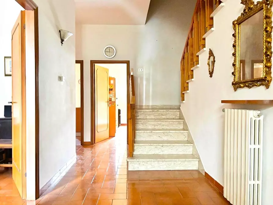 Immagine 1 di Villetta a schiera in vendita  a Empoli