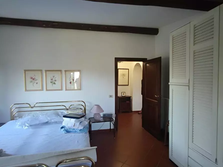 Immagine 9 di Casa colonica in vendita  a Scansano