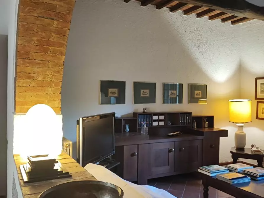 Immagine 25 di Casa colonica in vendita  a Scansano