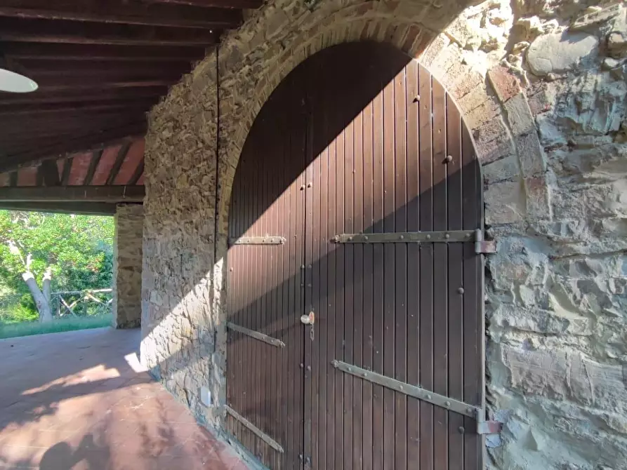 Immagine 27 di Casa colonica in vendita  a Scansano