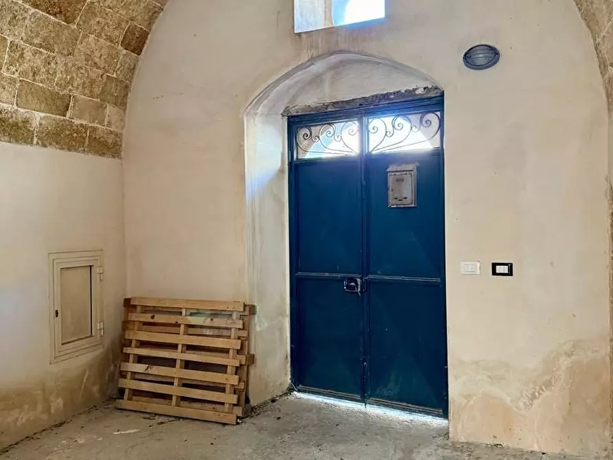 Immagine 17 di Casa indipendente in vendita  a Castrignano Del Capo