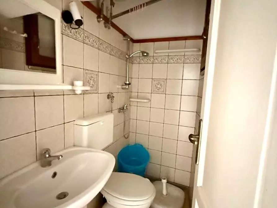 Immagine 8 di Casa indipendente in vendita  a Castrignano Del Capo