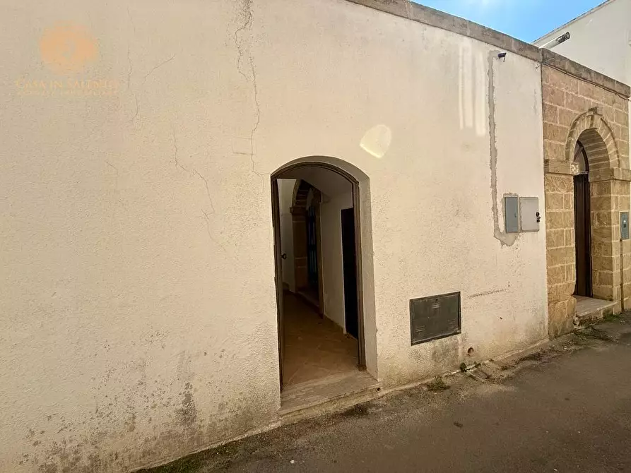 Immagine 28 di Casa indipendente in vendita  a Castrignano Del Capo