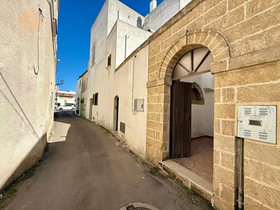 Immagine 1 di Casa indipendente in vendita  a Castrignano Del Capo