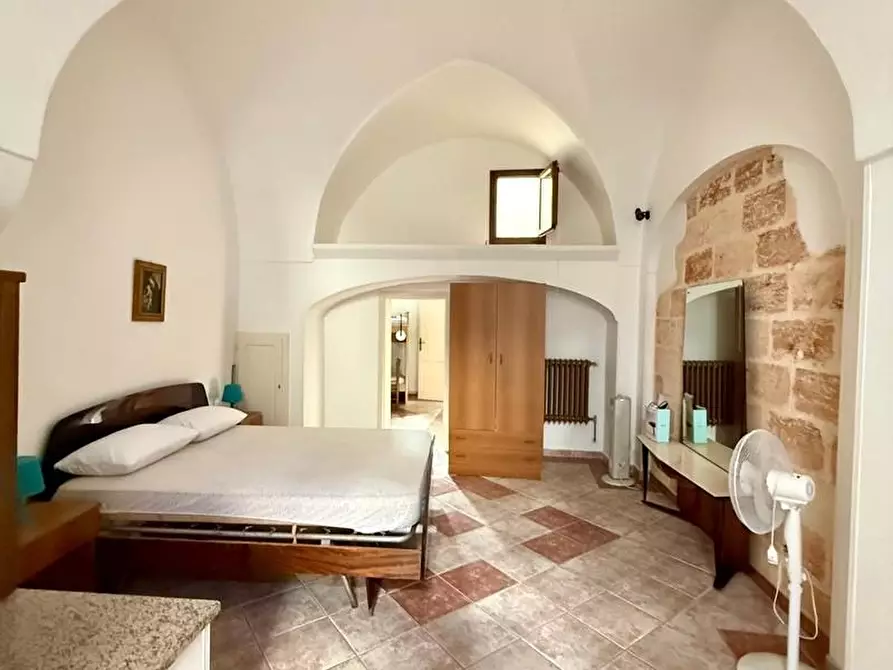 Immagine 12 di Casa indipendente in vendita  a Castrignano Del Capo