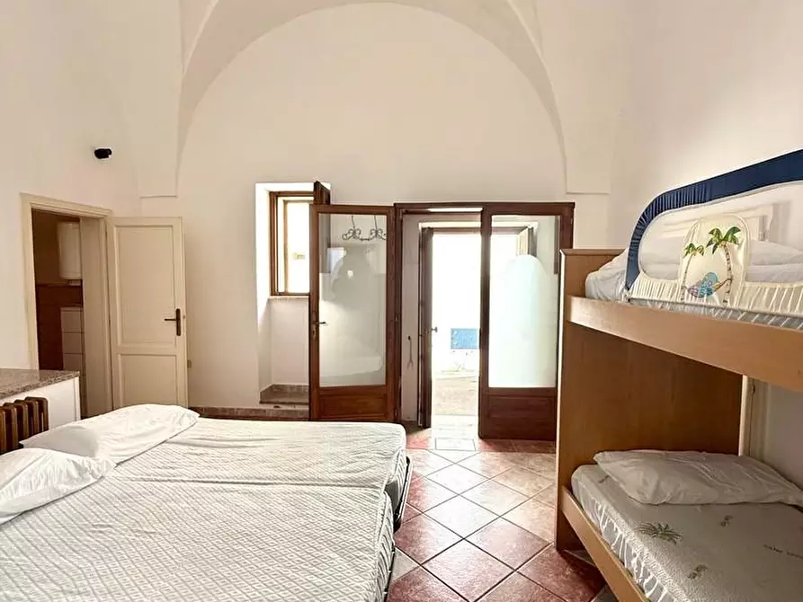 Immagine 25 di Casa indipendente in vendita  a Castrignano Del Capo