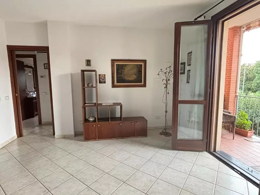 Immagine 3 di Appartamento in vendita  a Cascina