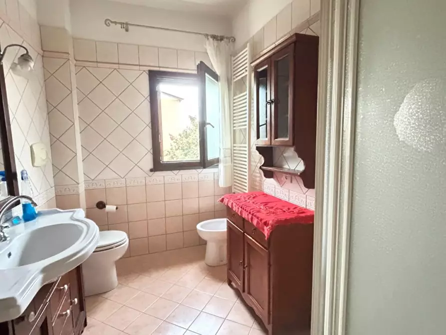 Immagine 12 di Appartamento in vendita  a Cascina