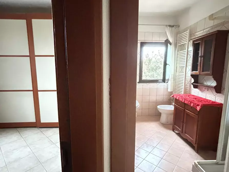 Immagine 7 di Appartamento in vendita  a Cascina