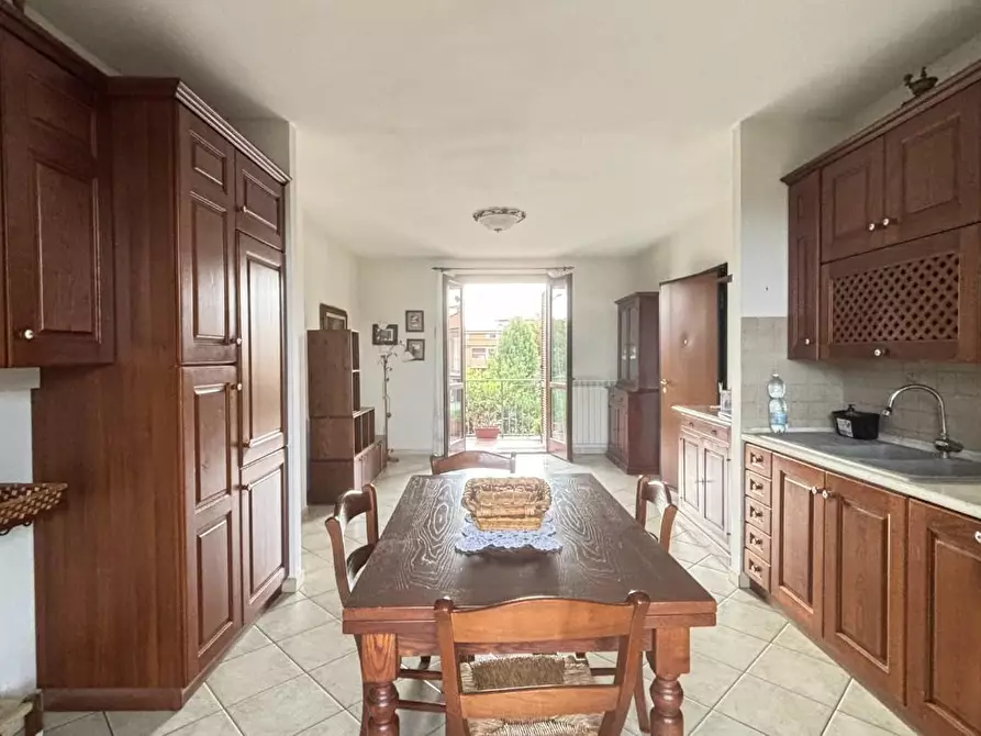 Immagine 6 di Appartamento in vendita  a Cascina