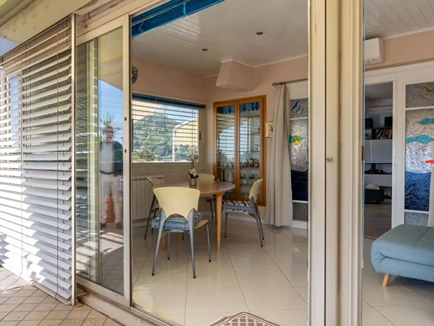 Immagine 15 di Mansarda in vendita  a Ameglia