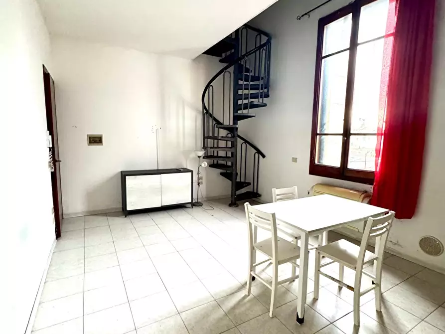 Immagine 20 di Appartamento in vendita  a Empoli