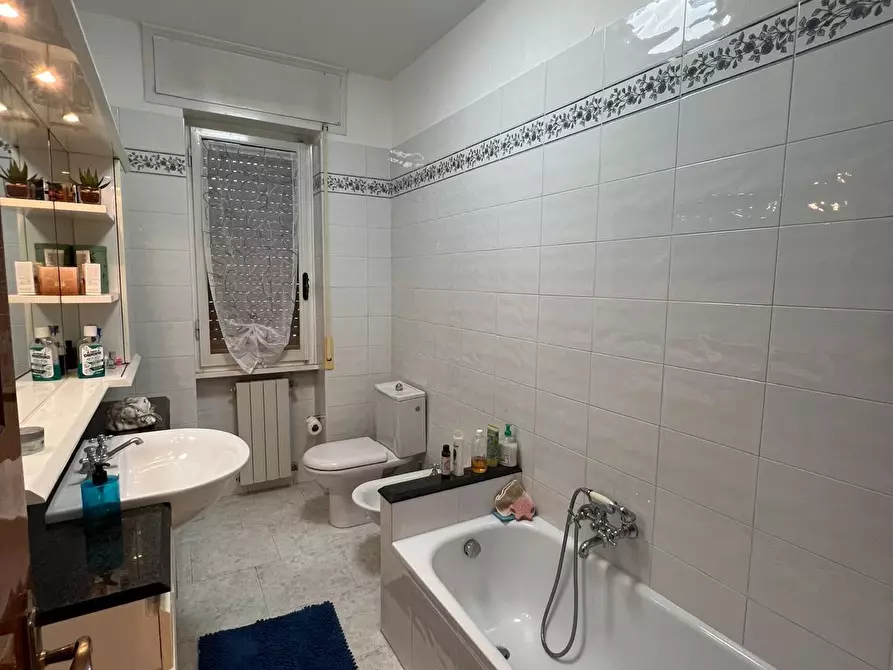 Immagine 13 di Appartamento in affitto  a Pisa